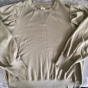 Size L Good Hart by Matilda Jane Lightweight Crew Neck Sweatshirt